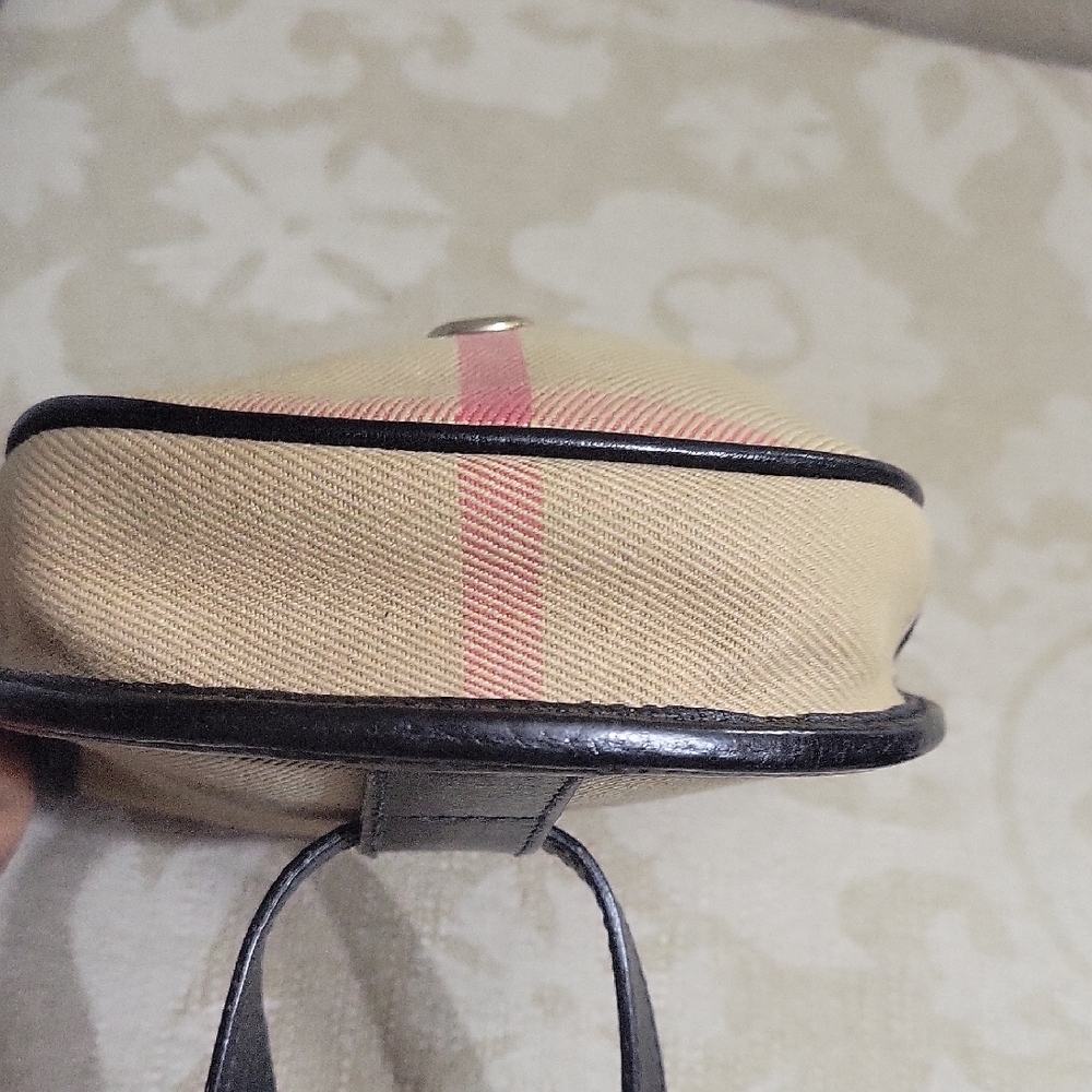 BURBERRY CROSSBODY NOVA Women's Bag - Picture 8 of 16